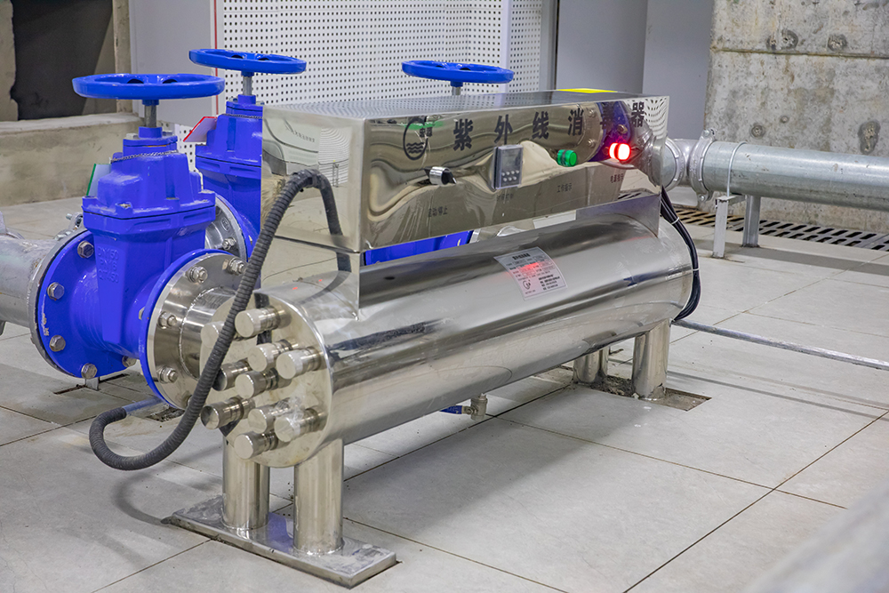 二次供水紫外線(xiàn)消毒器