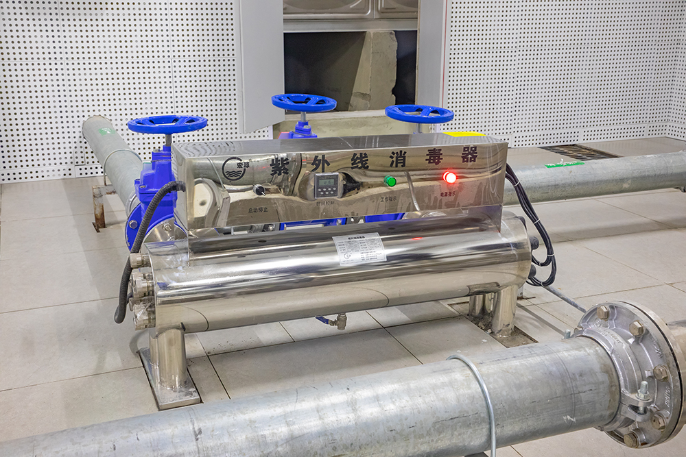 二次供水紫外線(xiàn)消毒器