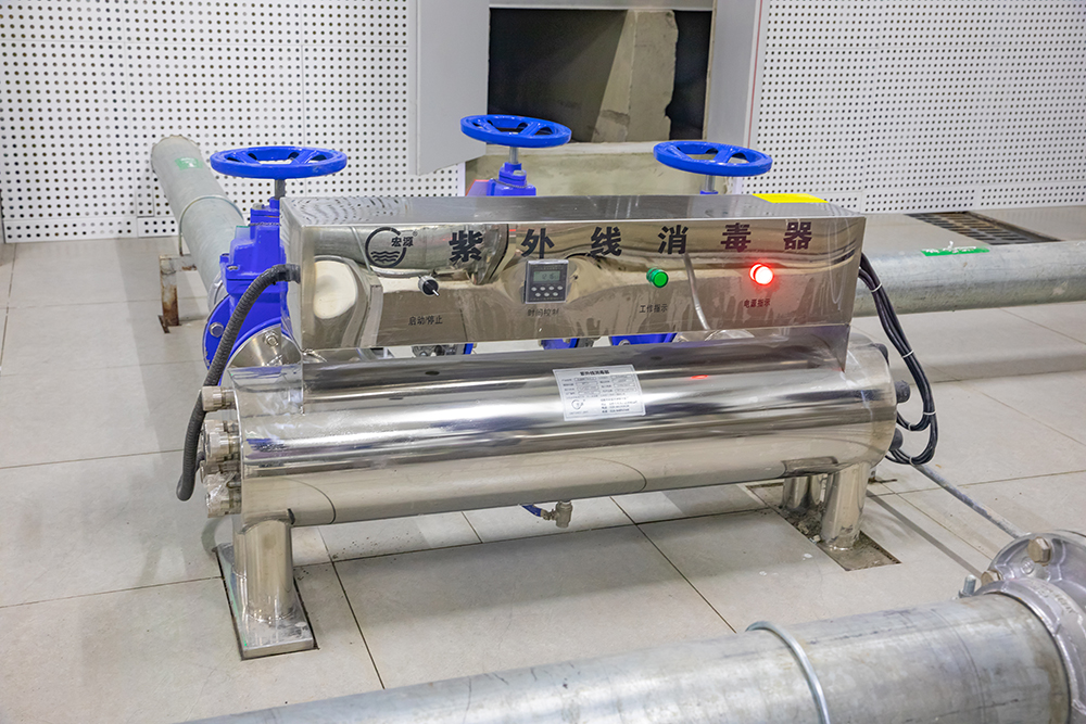 二次供水紫外線(xiàn)消毒器